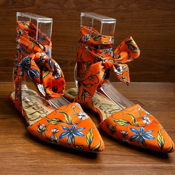 Sam Edelman Orange Flat Sandals - Picture 1 of 5